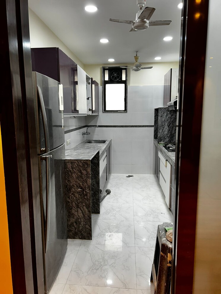 Kitchen, anandashram-chs-girgaon 3 Bedroom 1050 Sq.Ft. Apartment In Girgaon Mumbai 8879427