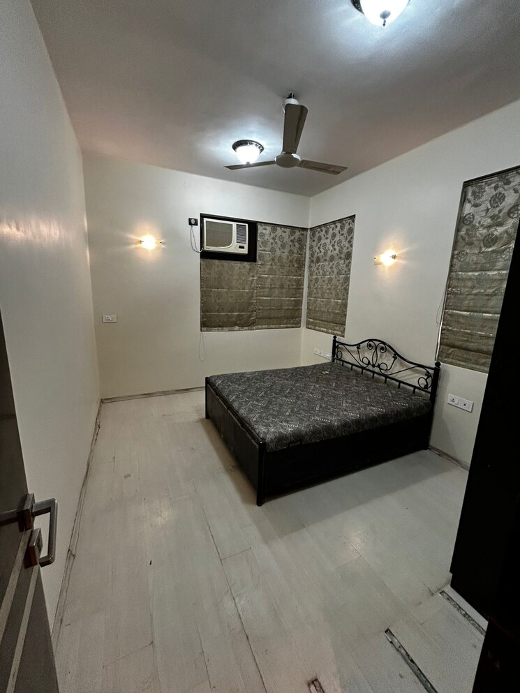 Bedroom, anandashram-chs-girgaon 3 Bedroom 1050 Sq.Ft. Apartment In Girgaon Mumbai 8879427