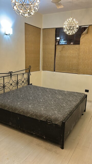 Bedroom in 3 BHK Apartment at Anandashram CHS Girgaon, Girgaon – for Rent