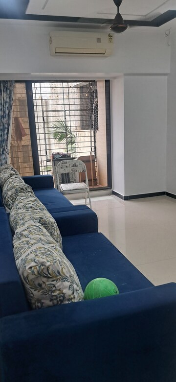 2 BHK Apartment For Rent in Liberty Garden, Malad West
