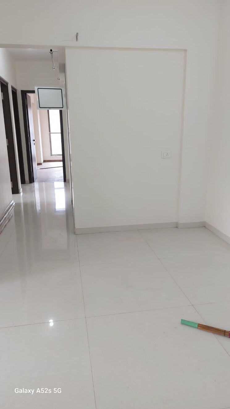 Room, jyoti-sukriti 3 Bedroom 892 Sq.Ft. Apartment In Goregaon East Mumbai 8879449