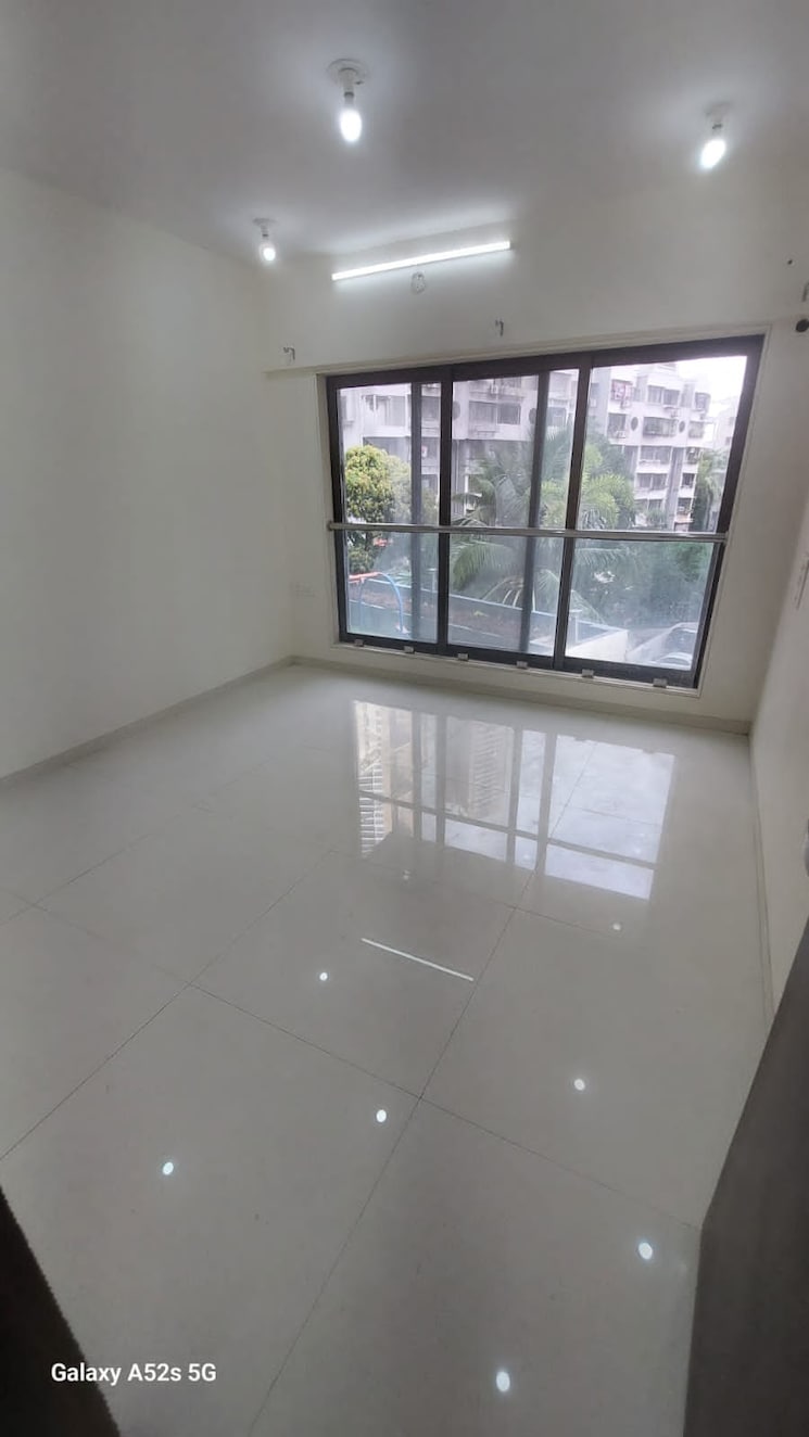 Room, jyoti-sukriti 3 Bedroom 892 Sq.Ft. Apartment In Goregaon East Mumbai 8879449