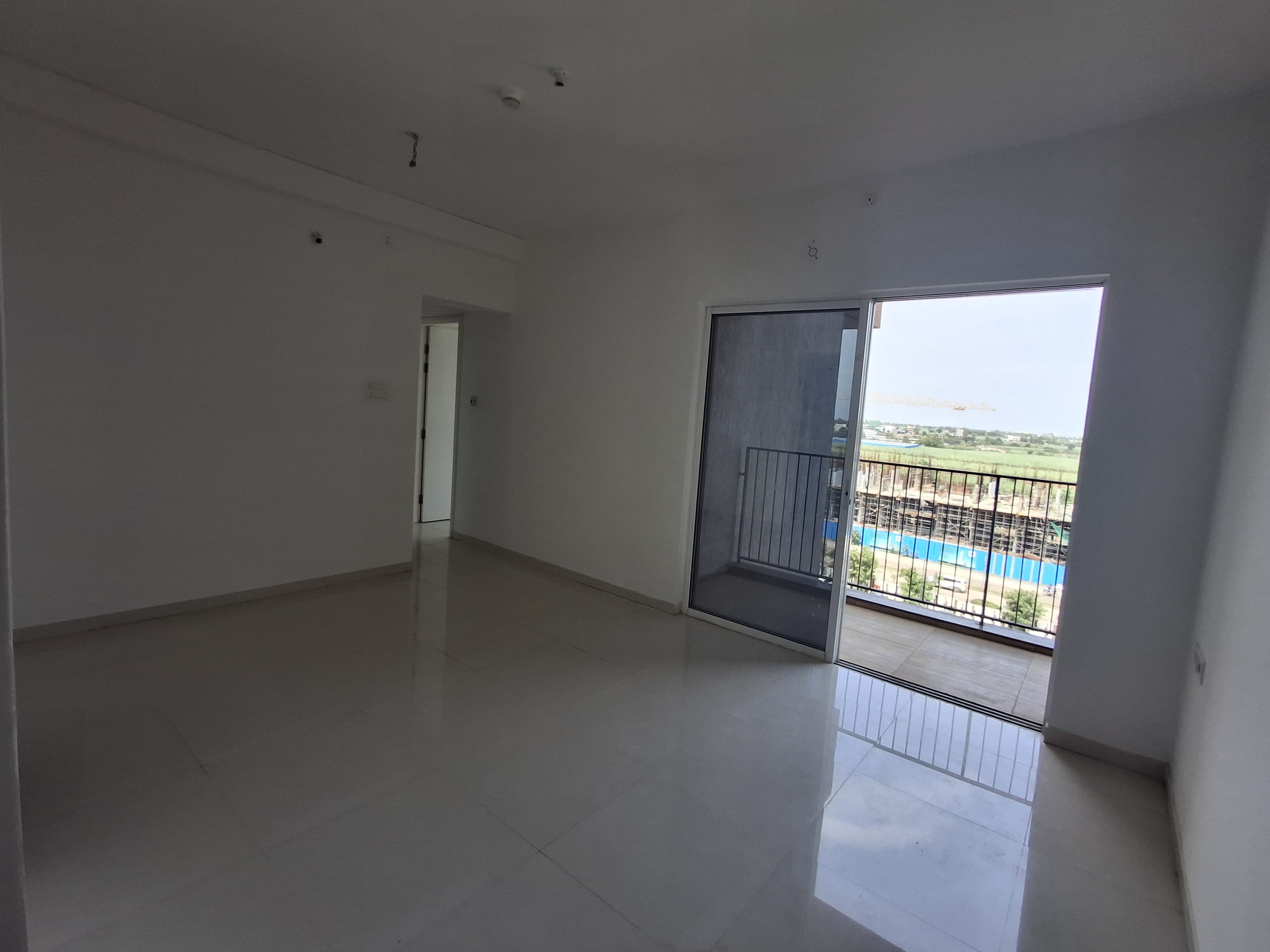 2 BHK Apartment For Rent in Godrej Boulevard