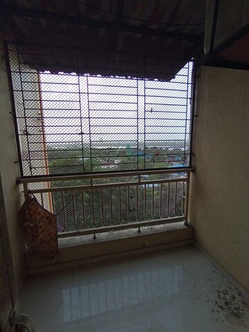 Room in 1 BHK Apartment at Amar Raj Vaibhav NX, Dombivli West – for Rent