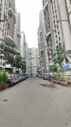 1 BHK Apartment For Sale in Sapphire Lakeside, Powai