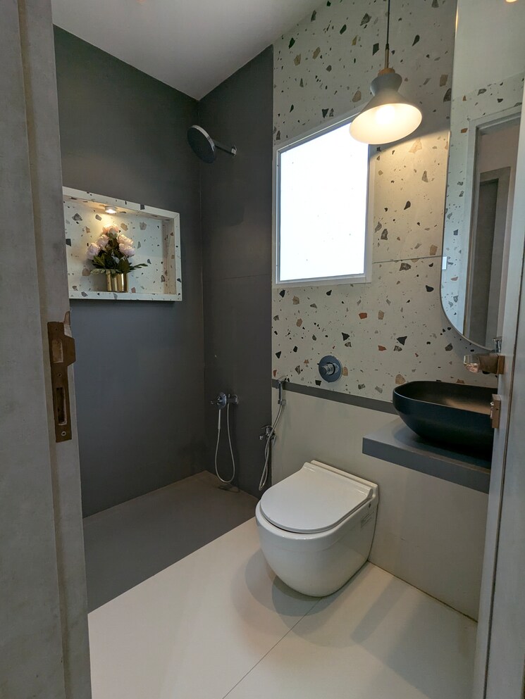 Bathroom, origin-rock-highland 3 Bedroom 950 Sq.Ft. Apartment In Kandivali West Mumbai 8879739
