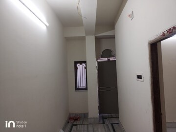 Building Lobby in 1 BHK Independent House at Dum Dum – for Rent