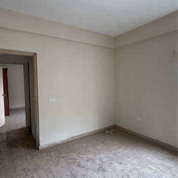 Room in 2 BHK Apartment at Advitya Homes, Sector 149 – for Rent