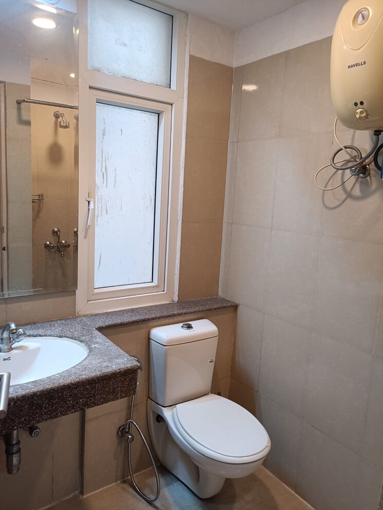 Kitchen, emaar-palm-hills 3 Bedroom 1450 Sq.Ft. Apartment In Sector 77 Gurgaon 8879992