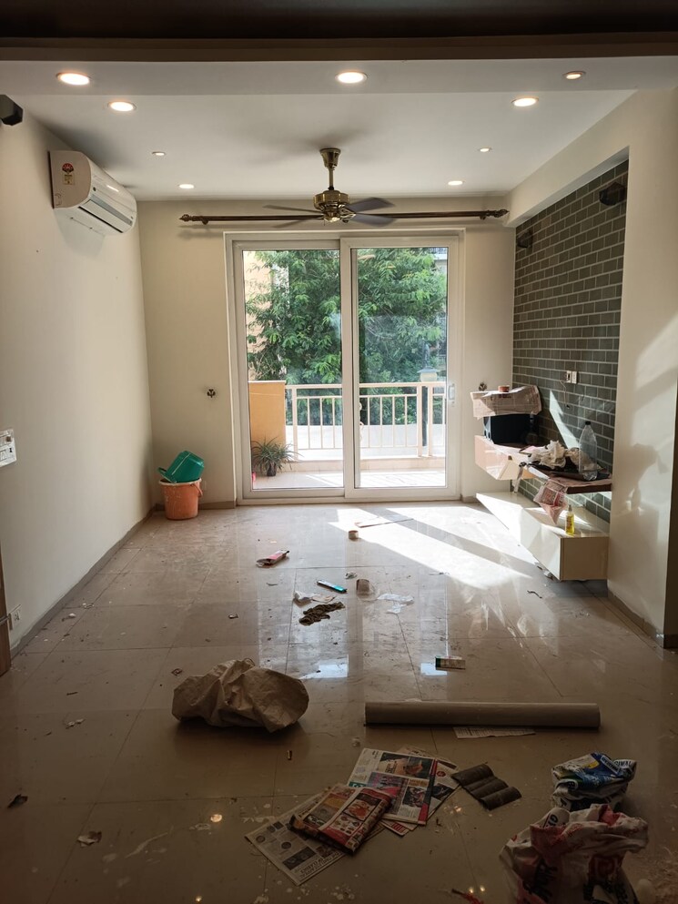 Bedroom, emaar-palm-hills 3 Bedroom 1450 Sq.Ft. Apartment In Sector 77 Gurgaon 8879992