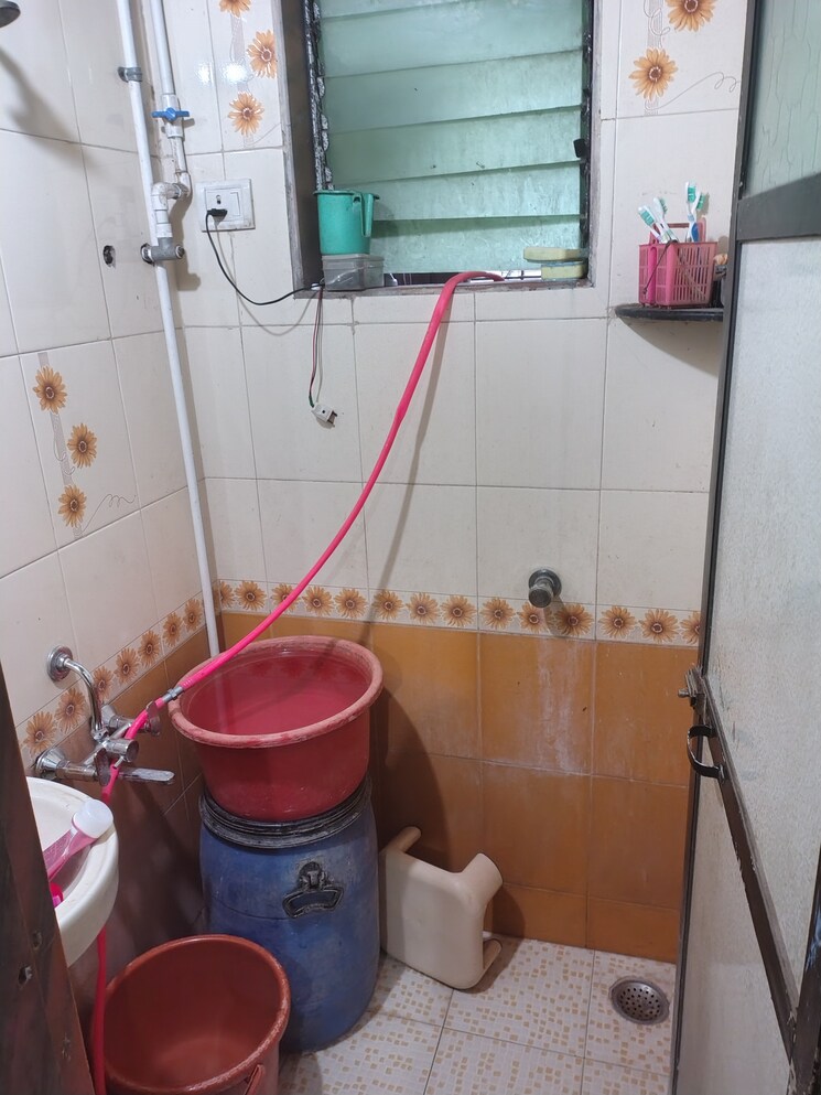 Master Bedroom, s-r-goodluck-heights 1 Bedroom 560 Sq.Ft. Apartment In Taloja Navi Mumbai 8880036