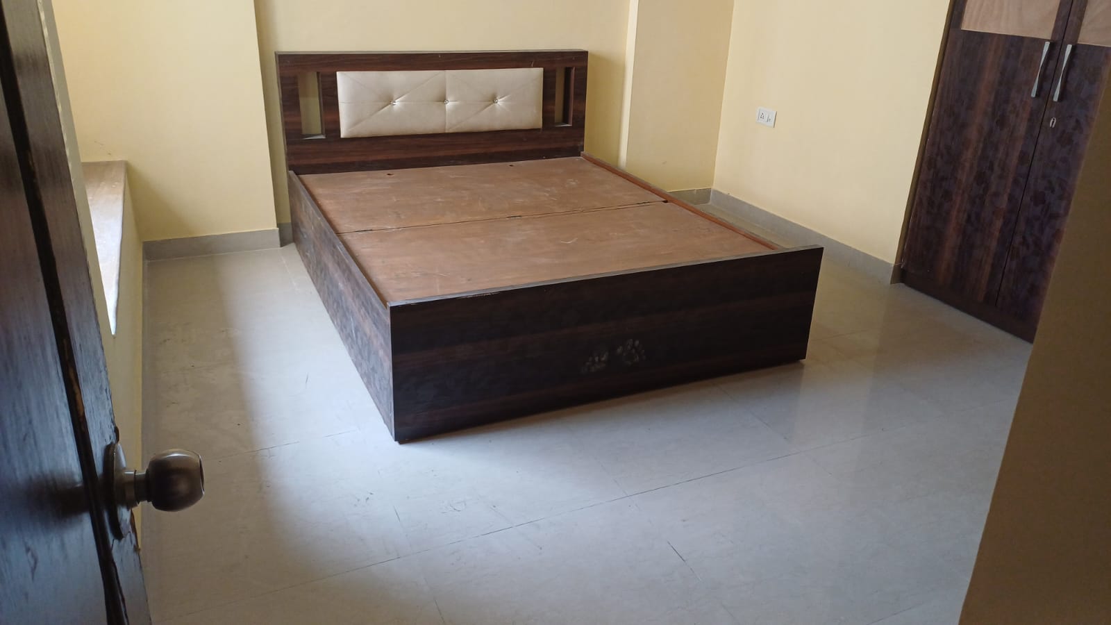 2 BHK Apartment For Rent in Raunak Unnathi Woods Phase 4 And 5