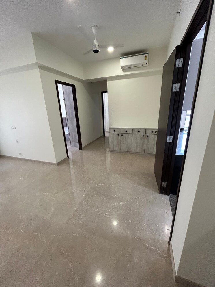 Living Room, kalpataru-radiance 2 Bedroom 932 Sq.Ft. Apartment In Goregaon West Mumbai 8880032