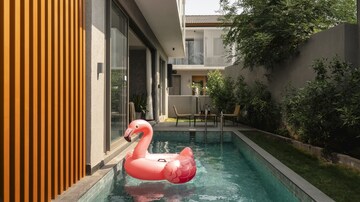 Balcony in 2 BHK Builder Floor at Juhu – for Rent