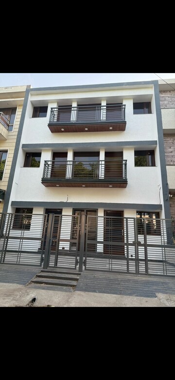 6 BHK Independent House – Exterior View View at Sector 23 - for Sale