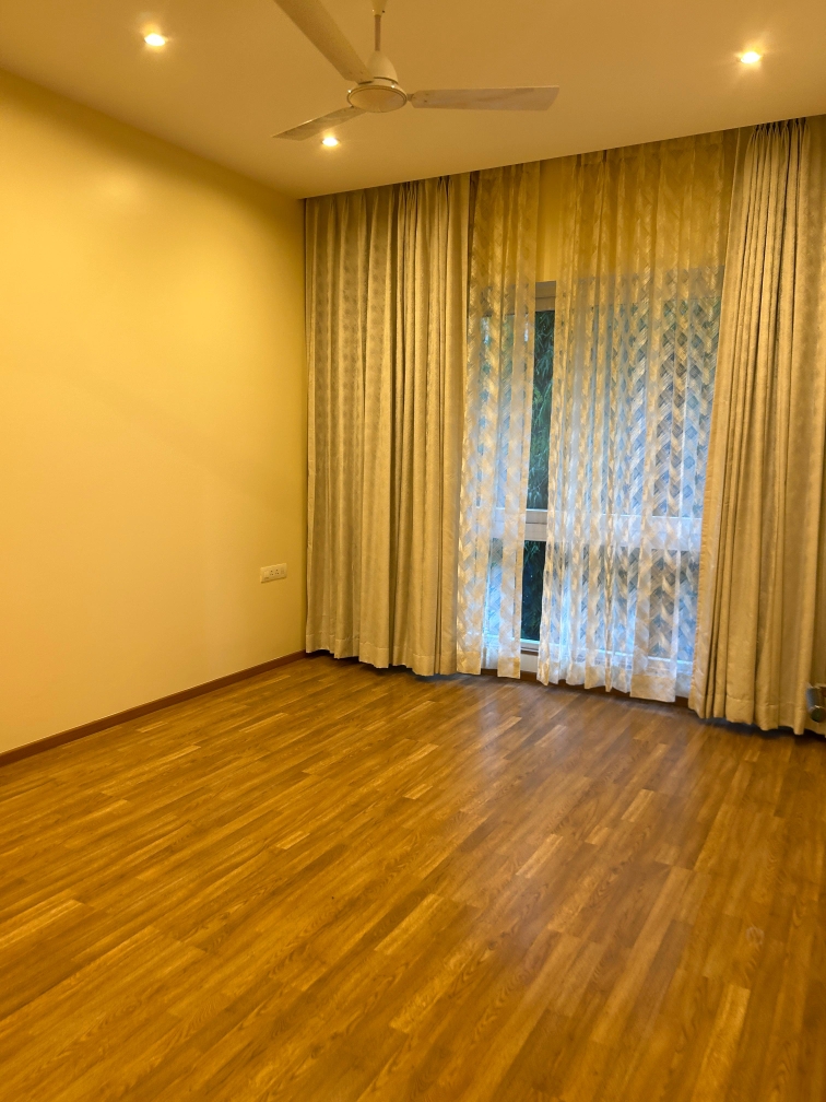 4 BHK + Pooja Room,Servant Room,Study Room,Extra Room 440 Sq.Ft. Apartment in Prabhat Apartment