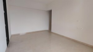 Room in 3 BHK Apartment at Andheri West – for Sale