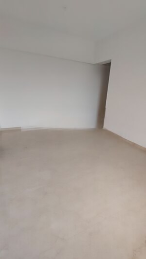 Room in 3 BHK Apartment at Andheri West – for Sale