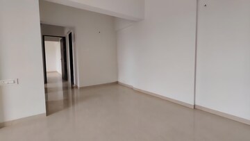 Room in 3 BHK Apartment at Andheri West – for Sale