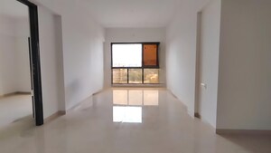 Room in 3 BHK Apartment at Andheri West – for Sale