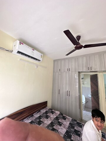 2 BHK Apartment For Rent in Pyramid Pride, Sector 76