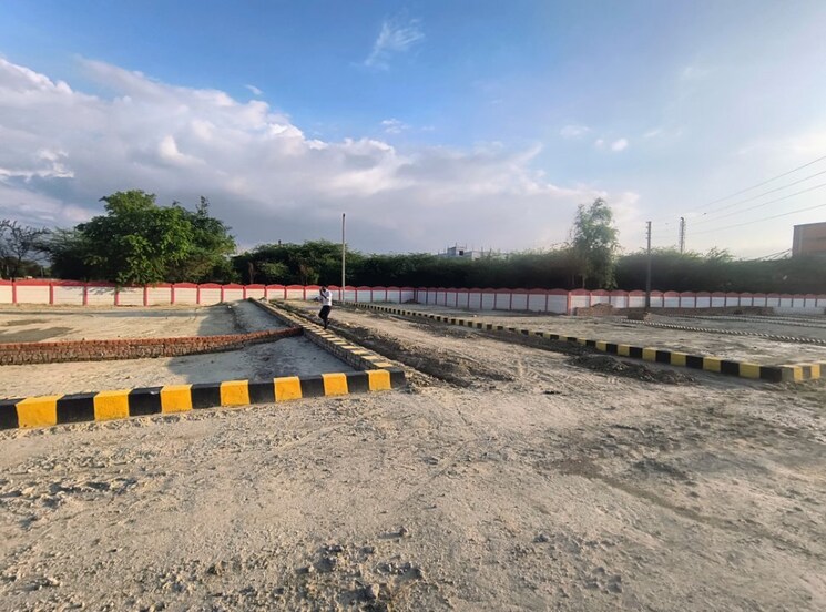 undefined, banthra sikander pur  1000 Sq.Ft. Plot In Banthra Sikander Pur Lucknow 8880267