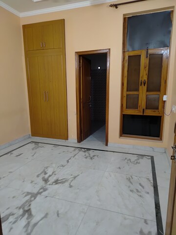 Kitchen in 2 BHK Builder Floor at RWA Apartments Sector 47, Sector 47 – for Rent
