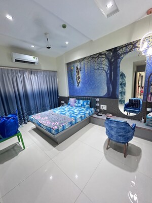 Master Bedroom in 4 BHK Apartment at Globe Paradise, Dombivli East – for Sale