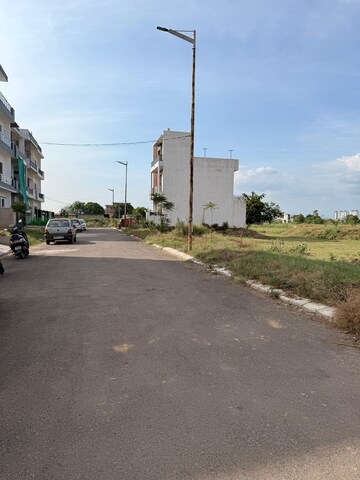  Plot For Sale in Altus Prime, North Mullanpur