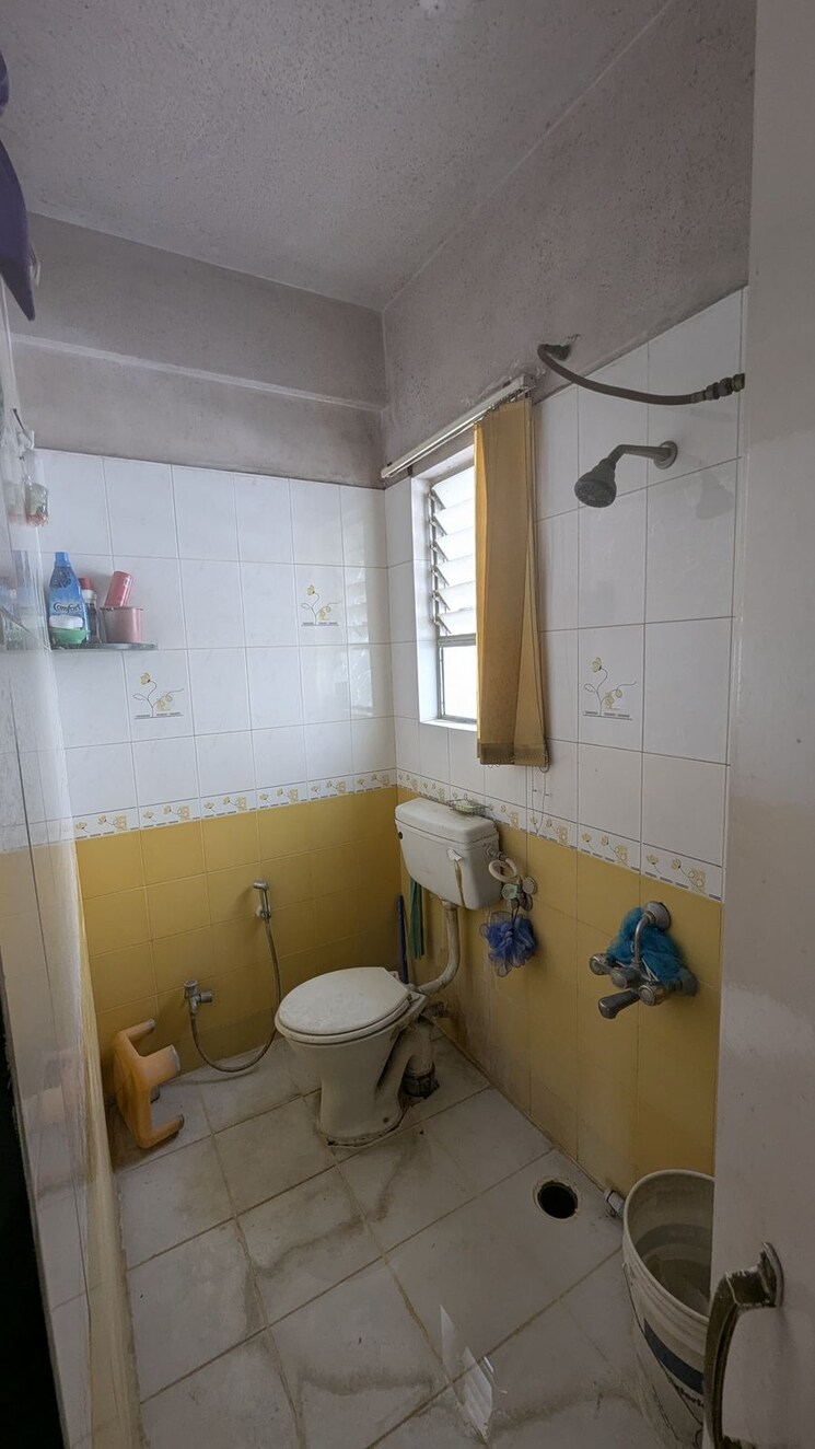 Bathroom, meridian-yumna 2 Bedroom 1200 Sq.Ft. Apartment In Kharadi Pune 8880334