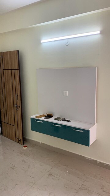 Furnished Amenities in 3 BHK Apartment at Amolik Sankalp, Sector 85 – for Rent