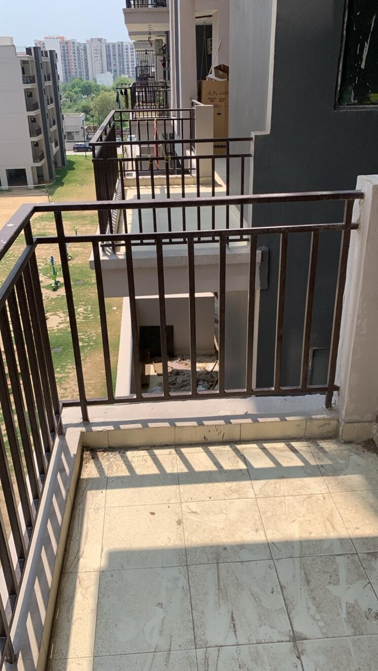 Balcony, amolik-sankalp 3 Bedroom 851 Sq.Ft. Apartment In Sector 85 Faridabad 8880331