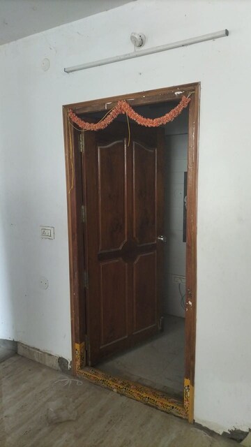 Furnished Amenities in 1 BHK Apartment at Manikonda – for Rent