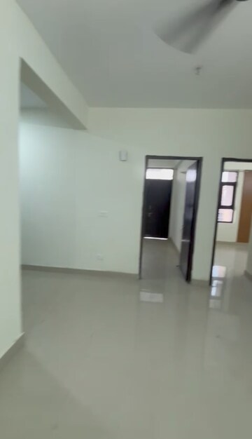 Room in 3 BHK Apartment at Amolik Sankalp, Sector 85 – for Rent