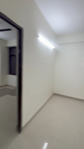 Room in 3 BHK Apartment at Amolik Sankalp, Sector 85 – for Rent
