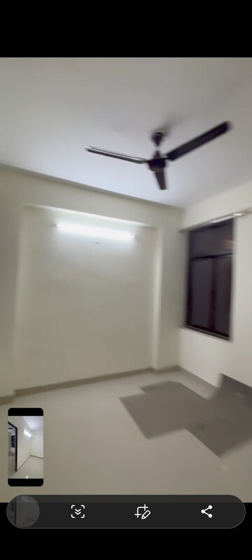 Room in 3 BHK Apartment at Amolik Sankalp, Sector 85 – for Rent