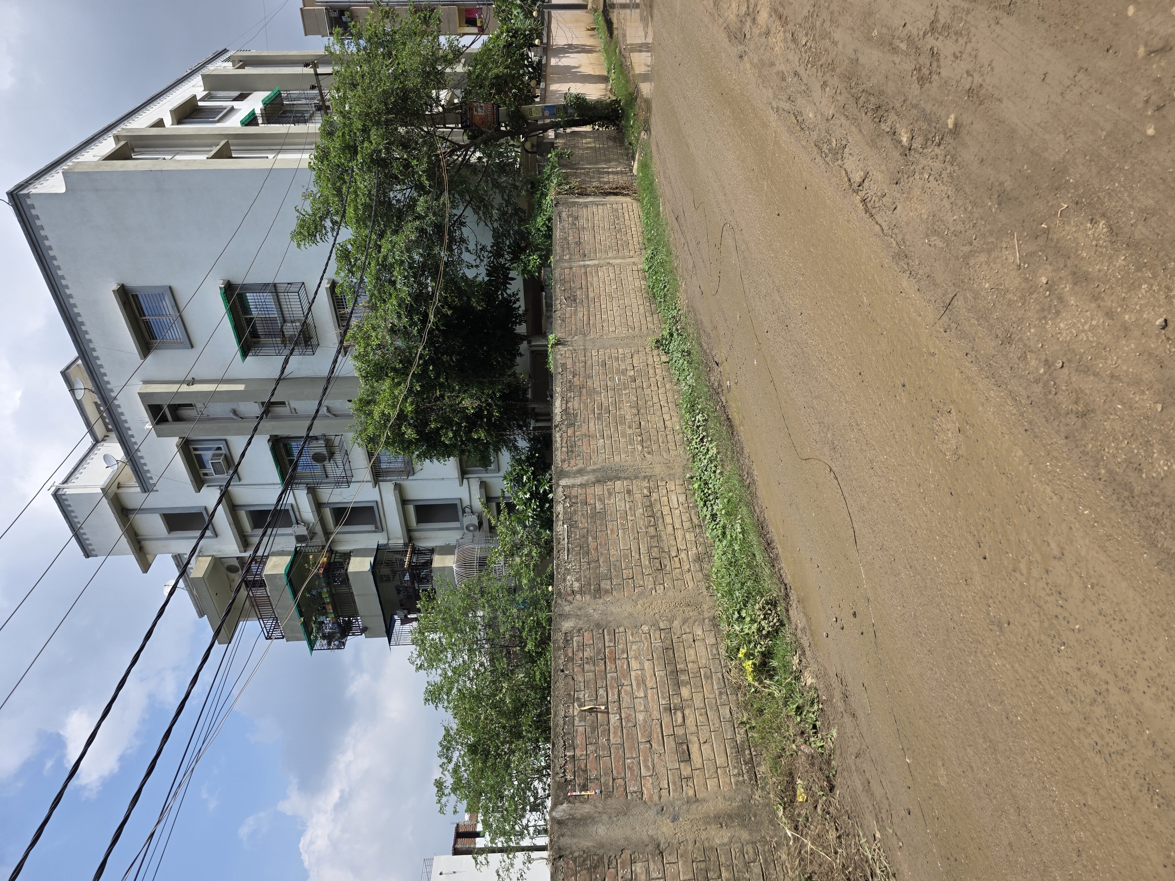 Plot For Sale in Abhimanyu Nagar