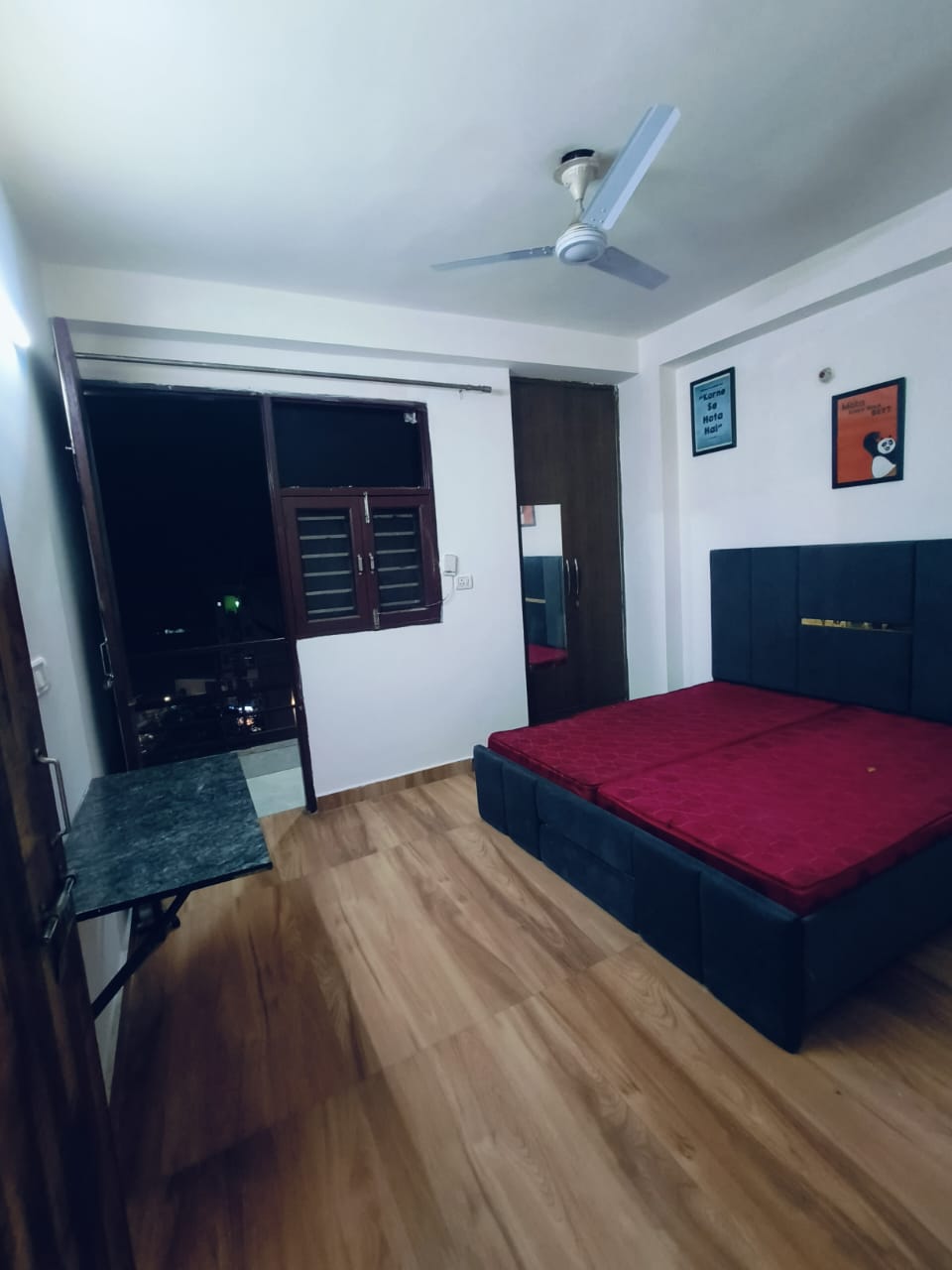 1 RkBuilder Floor For Rent in Paryavaran Complex