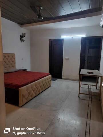 Bedroom in 1 RK Builder Floor at Paryavaran Complex – for Rent