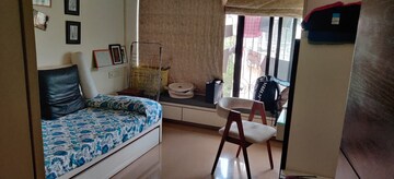 Team Area in 2 BHK Apartment at Heritage Apartments Bandra, Bandra West – for Rent