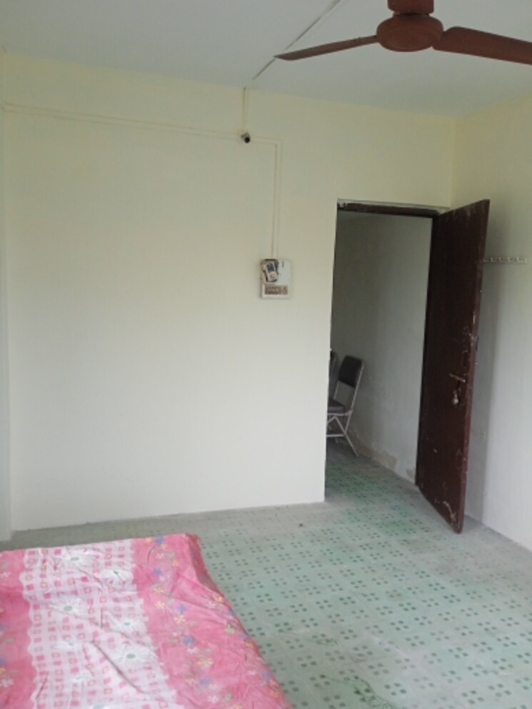 Bedroom, chala 1 Bedroom 650 Sq.Ft. Apartment In Chala Vapi 8880456