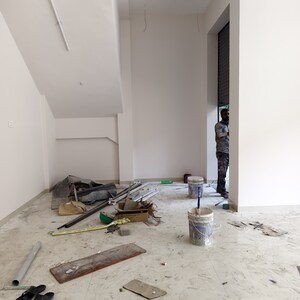 Room in  Showroom at Cementers Tavisa, Mumbai Western Suburbs – for Sale