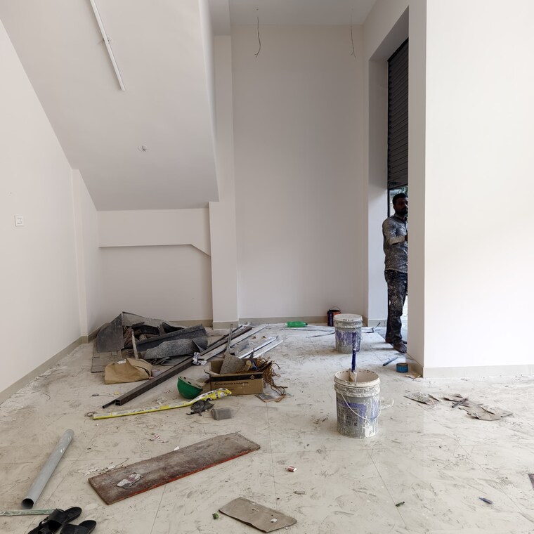 Room, cementers-tavisa Commercial Showroom 1380 Sq.Ft. In Mumbai Western Suburbs Mumbai 8880445