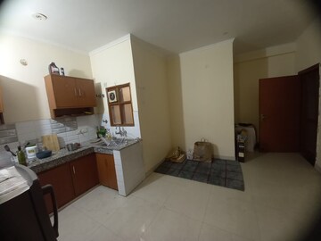 Living Room in 1 BHK Builder Floor at Sector 46 – for Rent