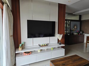 Kitchen in 3.5 BHK Apartment at Akshar Shreeji Heights, Seawoods – for Rent