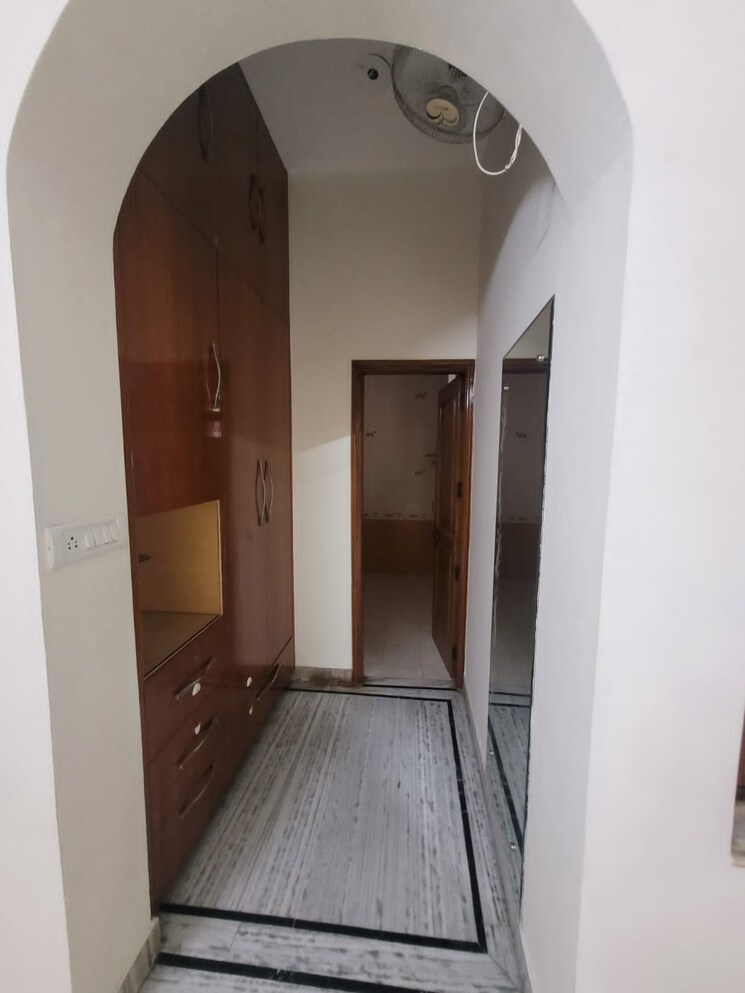 undefined, sector 16 3 Bedroom 280 Sq.Ft. Penthouse In Sector 16 Faridabad 8880465