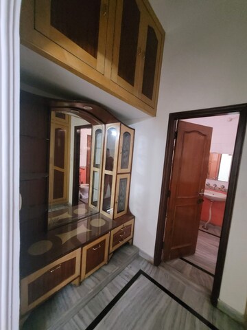 Room in 3 BHK Penthouse at Sector 16 – for Rent