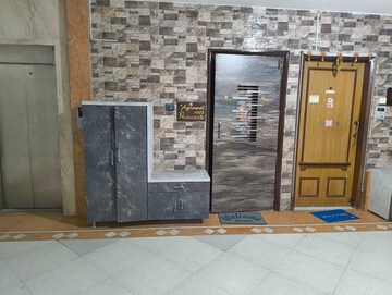 Room in 2 BHK Apartment at The Wadhwa Palm Beach Residency, Nerul Sector 4 – for Rent