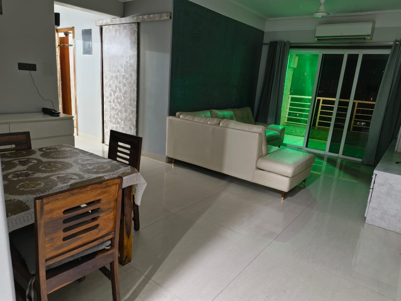 2 BHK + Pooja Room,Servant Room,Study Room,Extra Room Apartment For Rent in The Wadhwa Palm Beach Residency