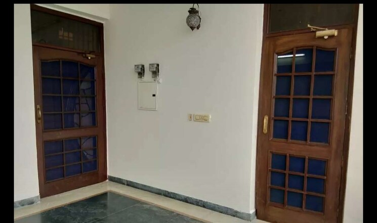 Room, sector 40 3 Bedroom 2500 Sq.Ft. Builder Floor In Sector 40 Chandigarh 8880486